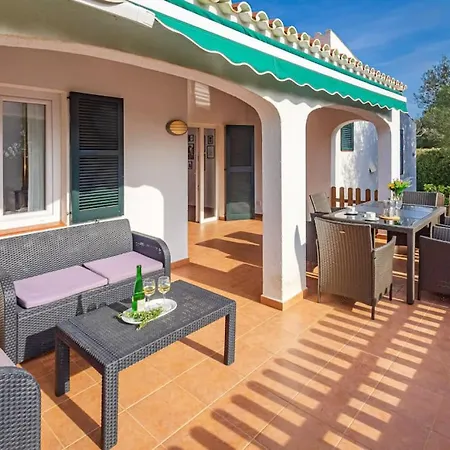 Villa Ullastres *