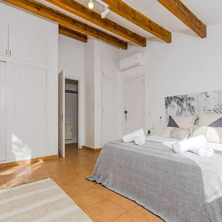 Villa Ullastres